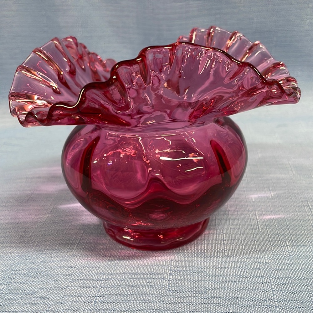 Fenton Double Crimped Vase Dot Optic Cranberry Ruffle Top 4”T